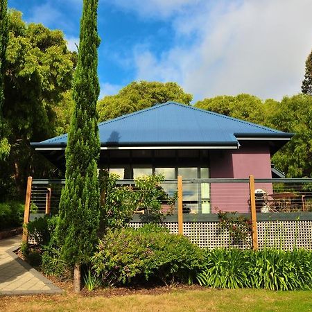 Waterfall Cottages Margaret River Room photo