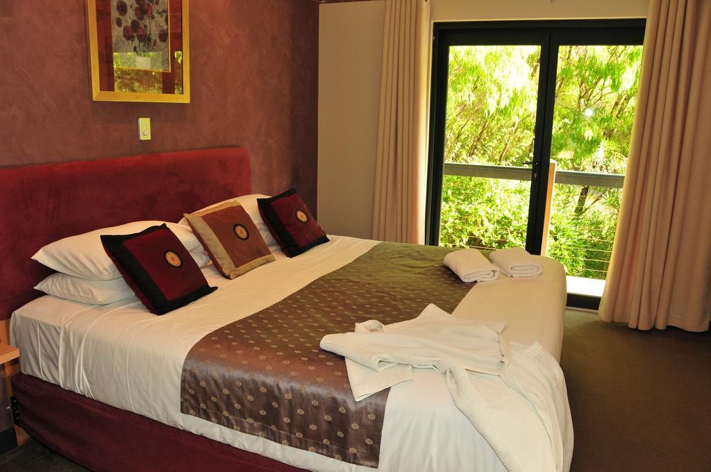 Waterfall Cottages Margaret River Room photo